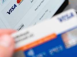 präsident will zinsen begrenzen: trump-forderung stürzt us-kreditkartenanbieter ins ungewisse