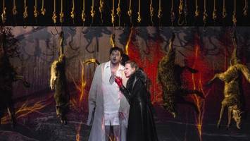 staatsoper: in einem klingenden märchenwald voller toter wölfe