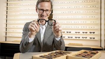 fielmann-aktie im vergangenen jahr eher enttäuschend – soll man jetzt kaufen?