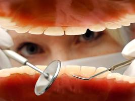 Altersvorsorge: Bohrer und Garnelen: Berlins Zahnärzten fehlt eine Milliarde Euro in ihrer Rentenkasse