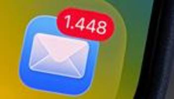 Bitkom-Studie: Über 50 E-Mails im Job am Tag - Deutlicher Anstieg