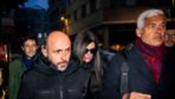 Nach Brandkatastrophe: Frau von Crans-Montana-Barbetreiber muss Pass abgeben