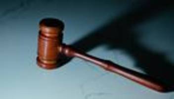 scheidungsanwalt für superreiche: dann raten wir: trennen sie sich jetzt, solange es weniger kostet