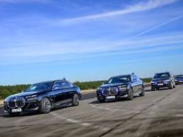 Zivile Panzer mit Schutzstufen: Sicherheitsfahrzeuge - was müssen sie können?