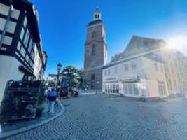 „Wir würdigen ihr Leben“: Spandau erinnert an mehr als 130 einsam Gestorbene