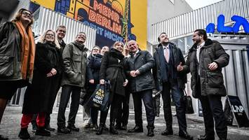 Senat besucht City West: Braucht der Kudamm mehr Werbeflächen?