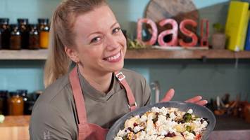 auf dusch-mission: wie tv-köchin zora klipp ohne warmes wasser auskommt