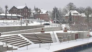 Mit DJ und Häppchen: Zweiter After Work in Hotel an der Elbe