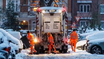 schnee und eis bremsen stadtreinigung aus: verspätungen bei der müllabfuhr
