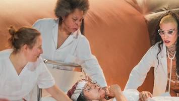 so viel hamburg steckt in den nominierungen für das berliner theatertreffen