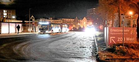 ulmer bahnhof ab heute gesperrt: schienenersatzverkehr startet chaotisch