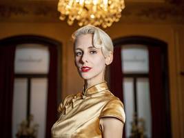 satire: und immer wieder hitler