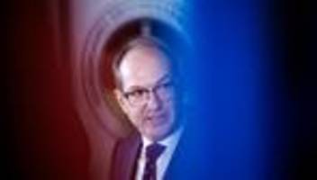 bundesinnenministerium: dobrindt will mit neuem migrationsbotschafter abschiebungen steigern