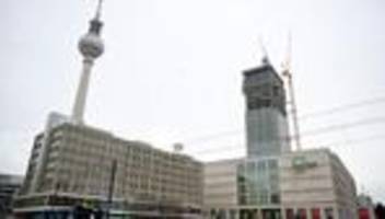 Neubauprojekt: Neues Hochhaus am Alexanderplatz feiert Richtfest