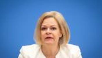 Prozesse: X-Post zu Faeser satirisch? Berufungsverfahren startet