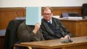 Prozesse: Schüsse bei Verkehrskontrolle: Polizist schweigt vor Gericht