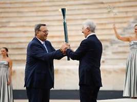 Kein Respekt für Topstars?: Aufruhr in Italien: Streit um Olympia-Fackel eskaliert