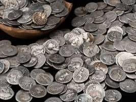 Unterschiedliche Preistreiber: Silber ist trotz Rekordjagd nicht das neue Gold