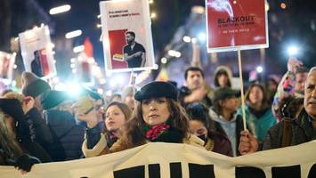 berlin setzt keinen abschiebestopp für iran in kraft