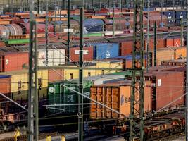 Nordrhein-Westfalen: Entgleister Güterzug alarmiert Sicherheitsbehörden