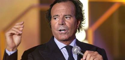 Julio Iglesias: Zwei Frauen zeigen Sänger wegen sexueller Übergriffe an
