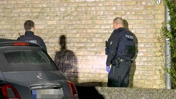 auftragsmord: killer schießen rivalen aus drogenmilieu vor haustür nieder