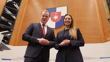 Ministerin ruft zu Eigenvorsorge auf: „Weg von Angst, hin zu Vorbereitung“