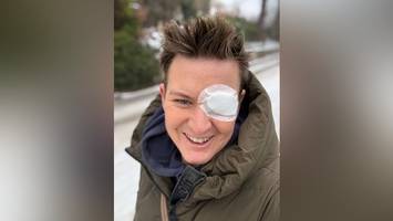 moderatorin verlor auge durch böller: „ein glück traf es mich, nicht die kinder“