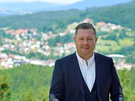 Alkohol, Körperverletzung und ein Facebook-Post: Neuer Skandal um Bodenmaiser Bürgermeister Adam