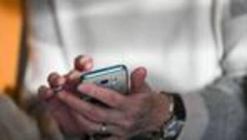 Bitkom-Umfrage: Anteil gestiegen: Drei von vier Älteren ab 65 Jahren online