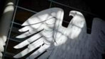 Konjunktur: Deutscher Staat 2025 erneut im Minus: Defizit gesunken