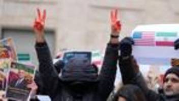 Proteste im Iran: Hinrichtungen im Iran laut Regierung ausgesetzt