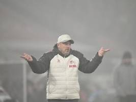 Krise beim Klub spitzt sich zu: Kölns Trainer wundert sich, was sein Spieler behauptet