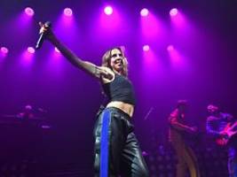 Sie singt den Titelsong 2026: Spice Girl Melanie C bringt Dschungelfans zum Schwitzen