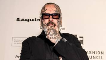 berghains sven marquardt: so sexy und witzig sind berlins jungdesigner