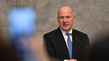 Kai Wegner kontert Tennis-Kritik – „Auch nachts bin ich immer zu erreichen“