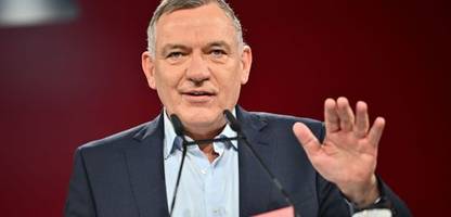 Jan van Aken: Linkenchef fordert deutsches Konsulat auf Grönland