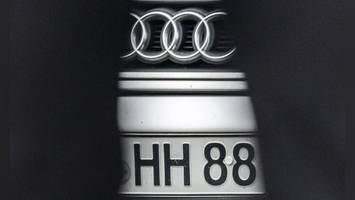 Diese Autokennzeichen sind in Brandenburg offiziell verboten – in Hamburg nicht