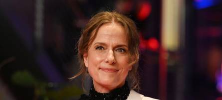 „zeit hat inzwischen einen anderen stellenwert“: claudia michelsen lebt heute anders als früher