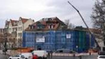 Brände: Ermittlungen zum Brand am Erfurter Domplatz dauern an