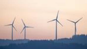 einnahmen durch windräder: kommunen verdienen an windstrom - bald mehr?