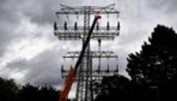 Krisenvorsorge: Umfrage: 30 Prozent befürchten Stromausfall wie in Berlin