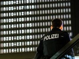 Auf dem Weg nach Syrien: Polizei fasst mutmaßliche Terroristen kurz vor der Ausreise