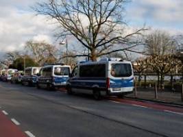 Aufenthaltsort weiter unbekannt: Polizei vermutet achtjährigen Noah bei der Mutter