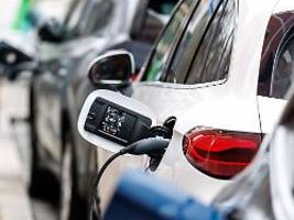 bei zulassung nach neujahr: kaufprämie für neue e-autos soll rückwirkend gewährt werden