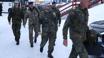 Deutsche Soldaten auf Grönland gelandet – Trump droht mit Zöllen