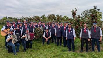Shanty, Schunkeln, Heimatgefühl: Das Alte Land hat jetzt eine Hymne