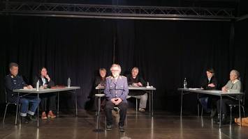 „terror“ in geesthacht: theaterpublikum wird zum richter