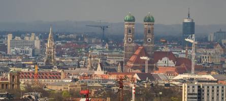 Geburten 2025: Laut München Klinik wieder mehr „Münchner Kindl“ – aber hat sie damit recht?