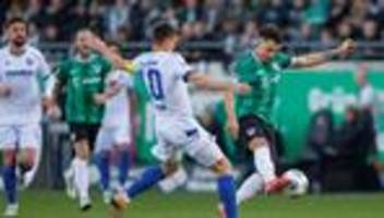 2. Bundesliga: Wanitzek trifft doppelt: KSC gewinnt in Münster
